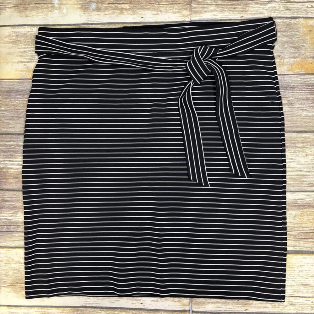 LOFT Black White Striped Stretch Belted Sporty Beach Pencil Skirt Sz L